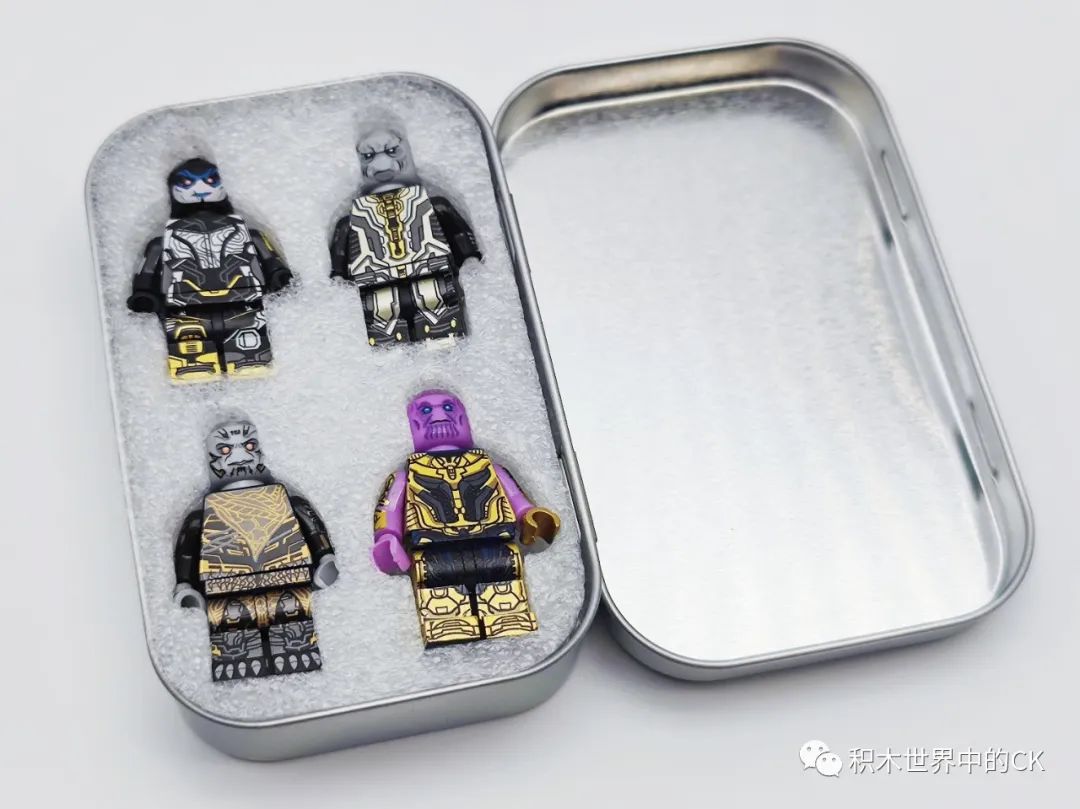 Thanos Four-Man Group Domestic Minifigures-Iron Box Review